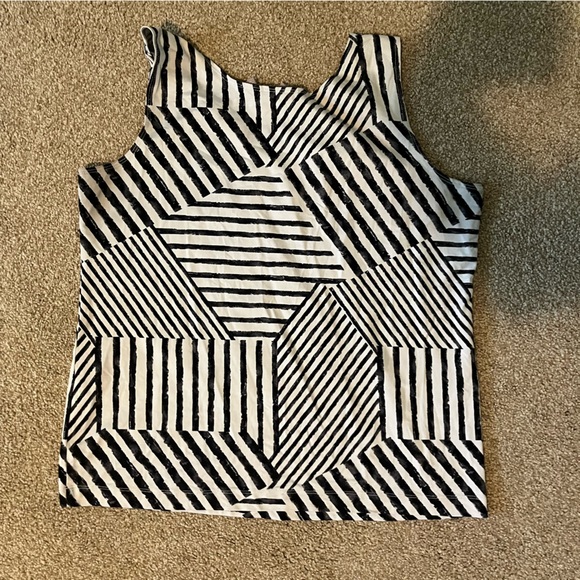 Chicos black & white striped tank top size 2 - Picture 4 of 5